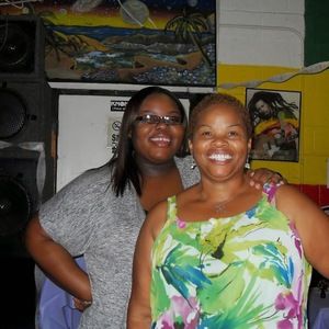 Meet your Posher, Carline